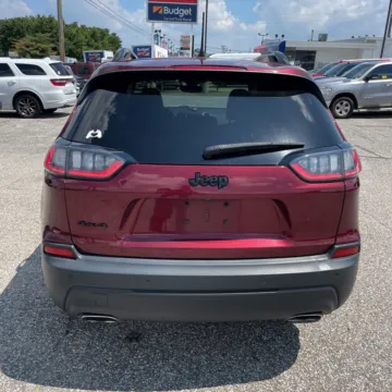 Another view of 2019 Jeep Cherokee Altitude for sale in Carmel, IN at Carmel Auto Gallery