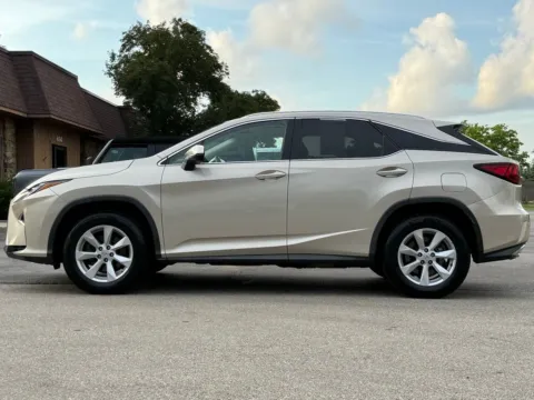 Photos of 2017 Lexus RX 350 for sale in Carmel, IN at Carmel Auto Gallery