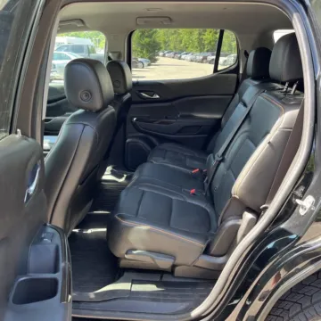 More photos of 2021 GMC Acadia AT4 at Carmel Auto Gallery, IN