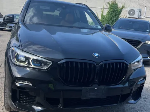 Another view of 2019 BMW X5 xDrive40i for sale in Carmel, IN at Carmel Auto Gallery