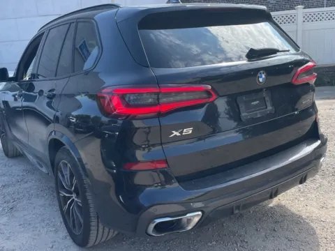 More photos of 2019 BMW X5 xDrive40i at Carmel Auto Gallery, IN