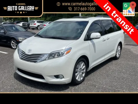 White 2017 Toyota Sienna Limited for sale in Carmel, IN