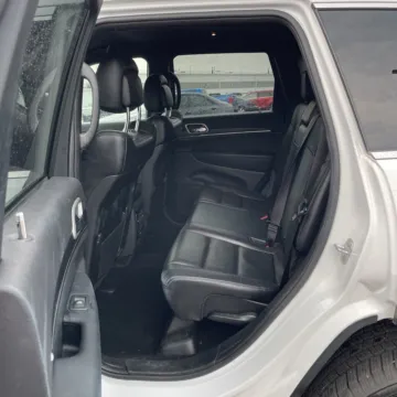 More photos of 2019 Jeep Grand Cherokee Limited at Carmel Auto Gallery, IN