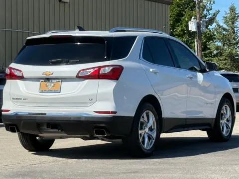 More photos of 2020 Chevrolet Equinox LT at Carmel Auto Gallery, IN