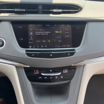 More photos of 2020 Cadillac XT5 Premium Luxury at Carmel Auto Gallery, IN