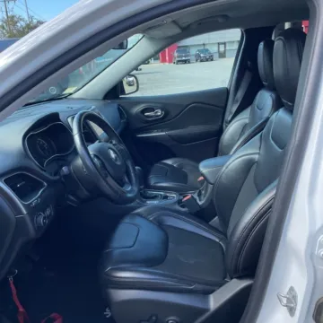 Photos of 2019 Jeep Cherokee Latitude Plus for sale in Carmel, IN at Carmel Auto Gallery
