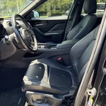 Photos of 2018 Jaguar F-PACE 25t Premium for sale in Carmel, IN at Carmel Auto Gallery