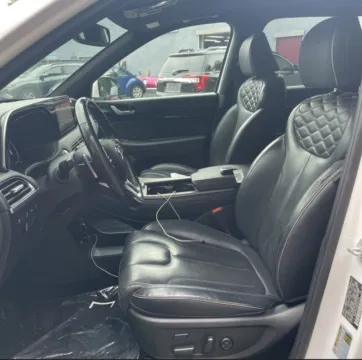 Photos of 2021 Hyundai Palisade Calligraphy for sale in Carmel, IN at Carmel Auto Gallery