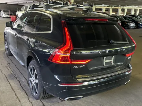More photos of 2019 Volvo XC60 T5 Inscription at Carmel Auto Gallery, IN