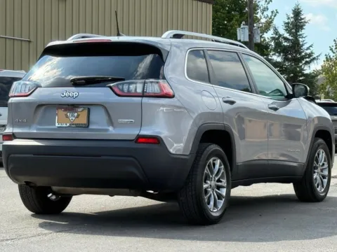 More photos of 2019 Jeep Cherokee Latitude Plus at Carmel Auto Gallery, IN