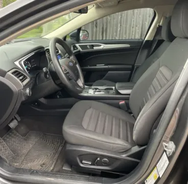 Another view of 2020 Ford Fusion SE for sale in Carmel, IN at Carmel Auto Gallery