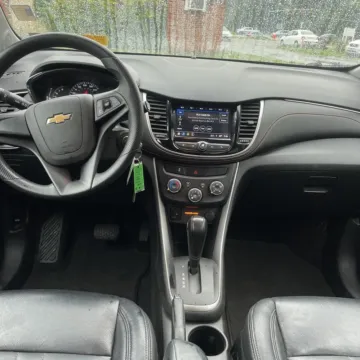 More photos of 2018 Chevrolet Trax LS at Carmel Auto Gallery, IN
