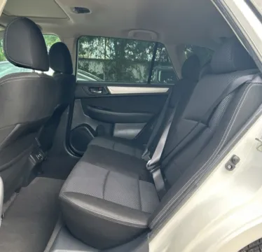 More photos of 2019 Subaru Outback 2.5i Premium at Carmel Auto Gallery, IN