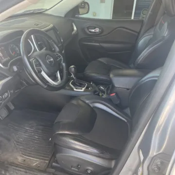 Photos of 2017 Jeep Cherokee Trailhawk for sale in Carmel, IN at Carmel Auto Gallery