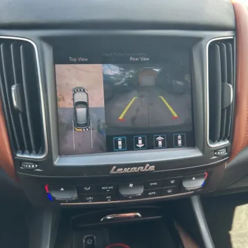 More photos of 2018 Maserati Levante GranLusso at Carmel Auto Gallery, IN