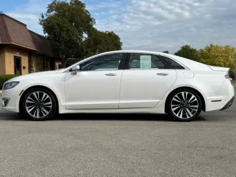 Photos of 2019 Lincoln MKZ Reserve for sale in Carmel, IN at Carmel Auto Gallery