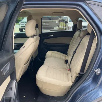 Another view of 2019 Ford Edge SE for sale in Carmel, IN at Carmel Auto Gallery