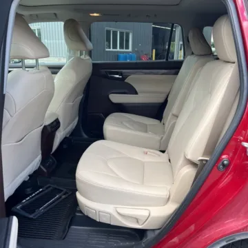 Another view of 2020 Toyota Highlander Platinum for sale in Carmel, IN at Carmel Auto Gallery