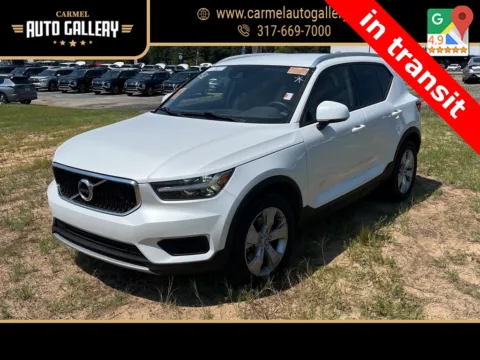 White 2022 Volvo XC40 Momentum for sale in Carmel, IN