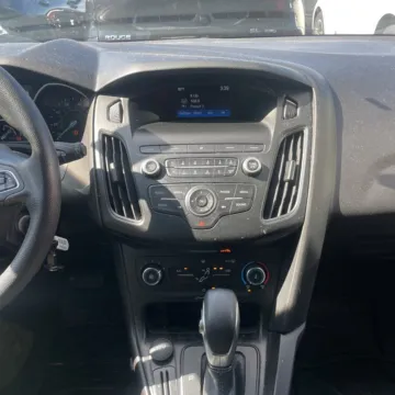 More photos of 2018 Ford Focus SE at Carmel Auto Gallery, IN