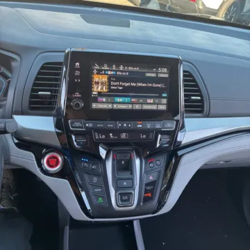 More photos of 2019 Honda Odyssey Elite at Carmel Auto Gallery, IN