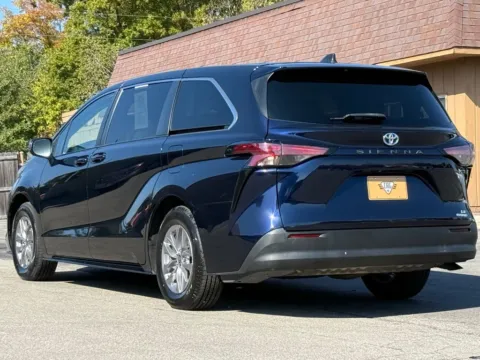 Another view of 2022 Toyota Sienna LE for sale in Carmel, IN at Carmel Auto Gallery
