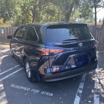 Photos of 2022 Toyota Sienna LE for sale in Carmel, IN at Carmel Auto Gallery