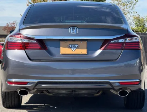 More photos of 2017 Honda Accord Sport at Carmel Auto Gallery, IN