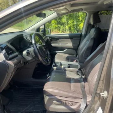 Photos of 2019 Honda Odyssey Elite for sale in Carmel, IN at Carmel Auto Gallery
