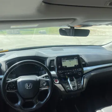 More photos of 2019 Honda Odyssey Elite at Carmel Auto Gallery, IN