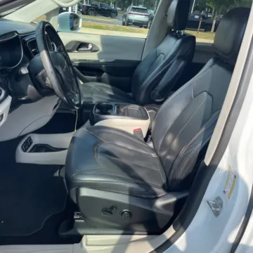 Another view of 2020 Chrysler Pacifica Touring L for sale in Carmel, IN at Carmel Auto Gallery