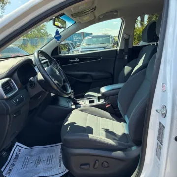 Another view of 2019 Kia Sorento LX for sale in Carmel, IN at Carmel Auto Gallery