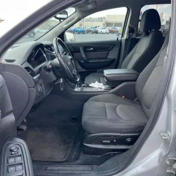 Photos of 2017 Chevrolet Traverse LT for sale in Carmel, IN at Carmel Auto Gallery