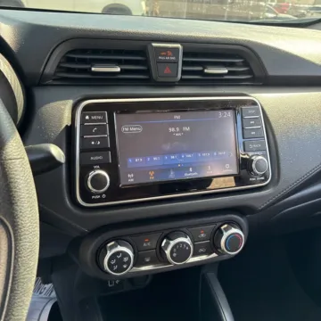 More photos of 2020 Nissan Versa 1.6 S at Carmel Auto Gallery, IN