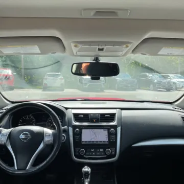 More photos of 2018 Nissan Altima 2.5 SV at Carmel Auto Gallery, IN