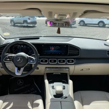 More photos of 2020 Mercedes-Benz GLE 350 at Carmel Auto Gallery, IN