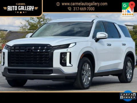 White 2023 Hyundai Palisade SE for sale in Carmel, IN