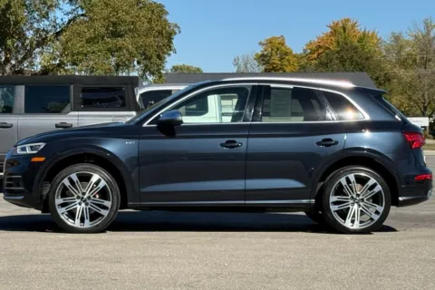 Photos of 2018 Audi SQ5 3.0T Prestige for sale in Carmel, IN at Carmel Auto Gallery