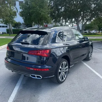 More photos of 2018 Audi SQ5 3.0T Prestige at Carmel Auto Gallery, IN