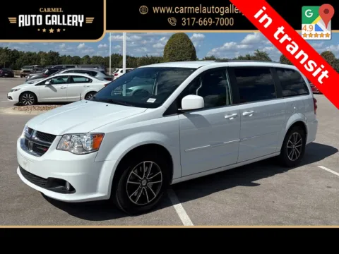 White 2017 Dodge Grand Caravan SXT for sale in Carmel, IN