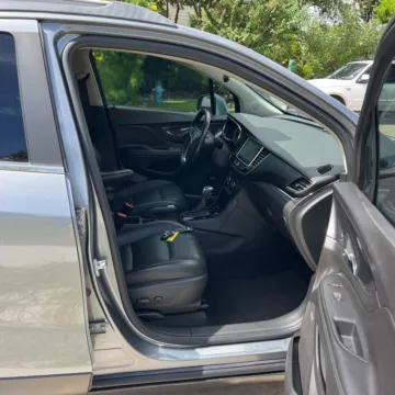 More photos of 2019 Buick Encore Essence at Carmel Auto Gallery, IN