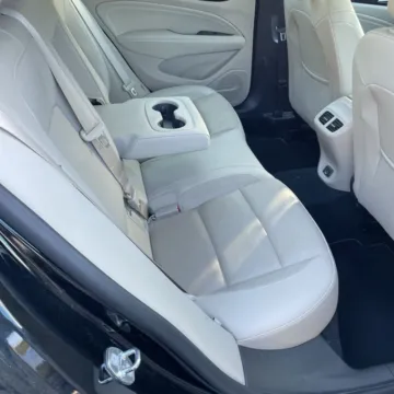 More photos of 2018 Buick Regal TourX Essence at Carmel Auto Gallery, IN