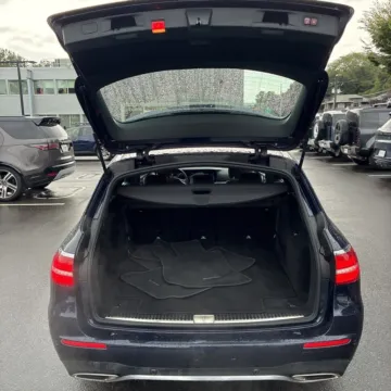More photos of 2018 Mercedes-Benz E-Class E 400 at Carmel Auto Gallery, IN