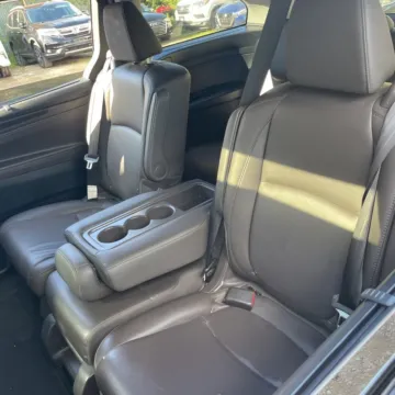 Another view of 2019 Honda Odyssey EX-L for sale in Carmel, IN at Carmel Auto Gallery