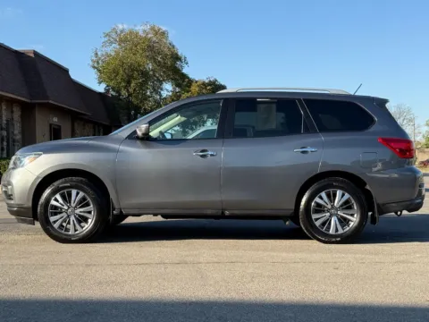 Photos of 2018 Nissan Pathfinder S for sale in Carmel, IN at Carmel Auto Gallery