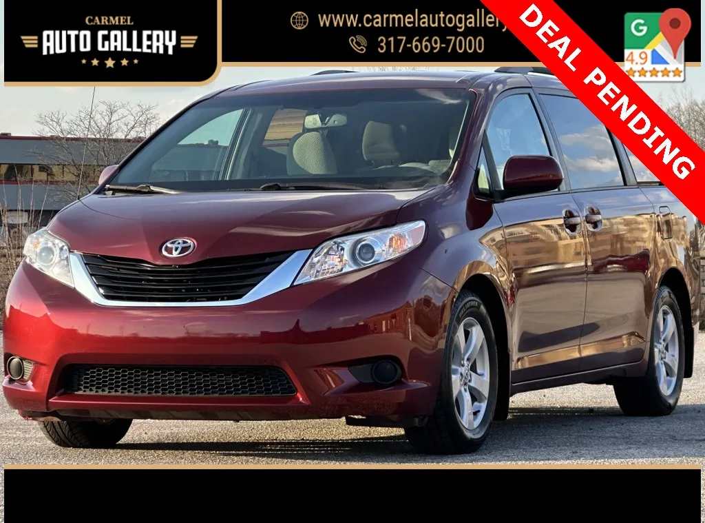 Used 2014 Toyota Sienna LE for sale in Carmel, IN at Carmel Auto