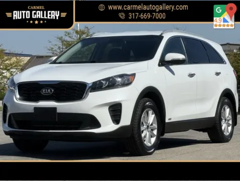 White 2019 Kia Sorento LX for sale in Carmel, IN