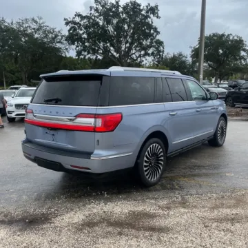 More photos of 2018 Lincoln Navigator L Black Label at Carmel Auto Gallery, IN