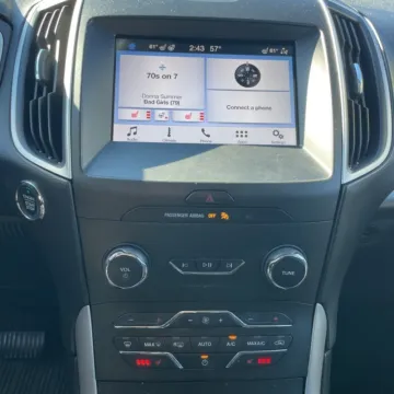 More photos of 2019 Ford Edge SEL at Carmel Auto Gallery, IN