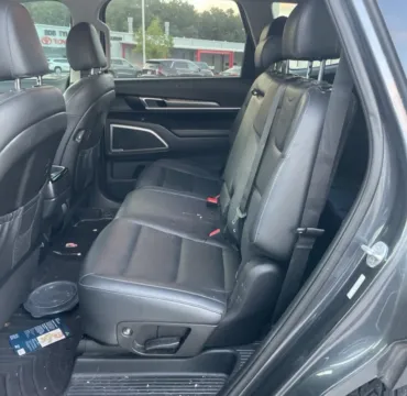 More photos of 2020 Kia Telluride LX at Carmel Auto Gallery, IN